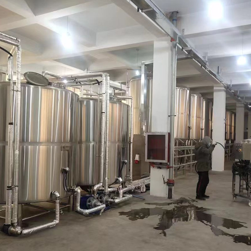 蓝山精酿啤酒设备